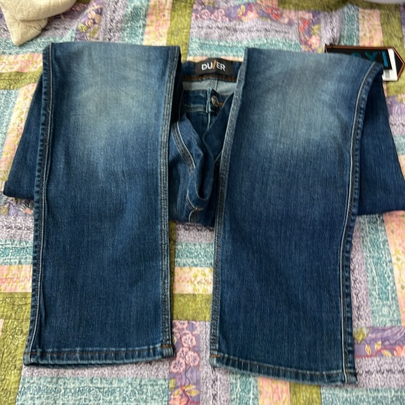 DUER Men’s Performance Denim Athletic Straight Heritage Rinse Size 34 x 32 - NWT - Picture 6 of 9